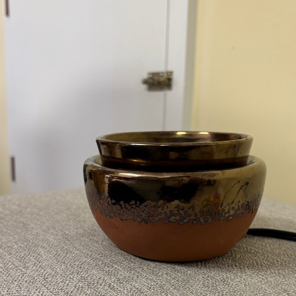 Scentsy Bronze and Copper Candle Holder